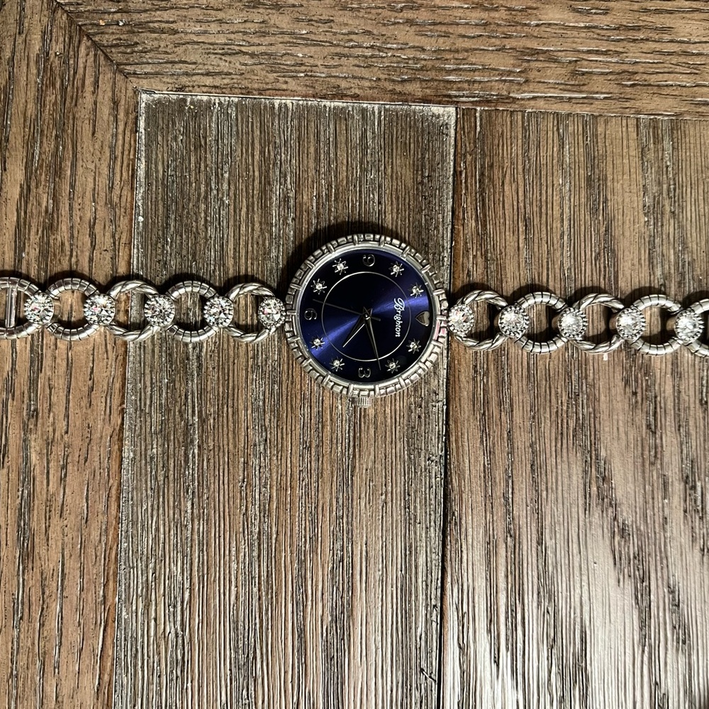 Brighten watch